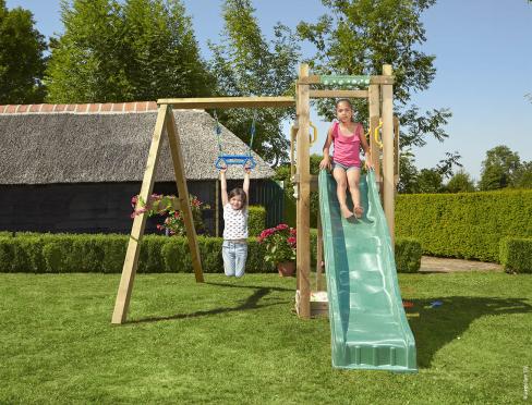 Jungle Tower | Klettergerüst aus Holz mit Schaukel